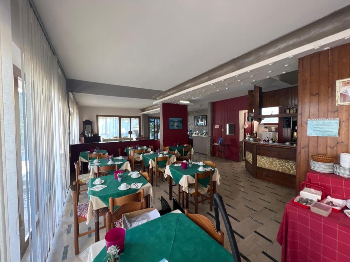 Hotel Primavera Desenzano del Garda Esterno foto