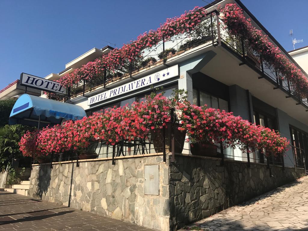 Hotel Primavera Desenzano del Garda Esterno foto