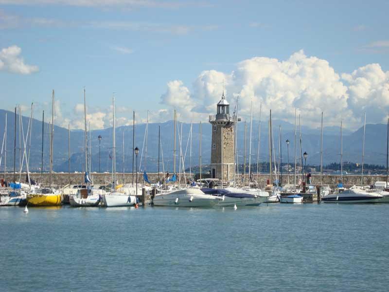 Hotel Primavera Desenzano del Garda Esterno foto