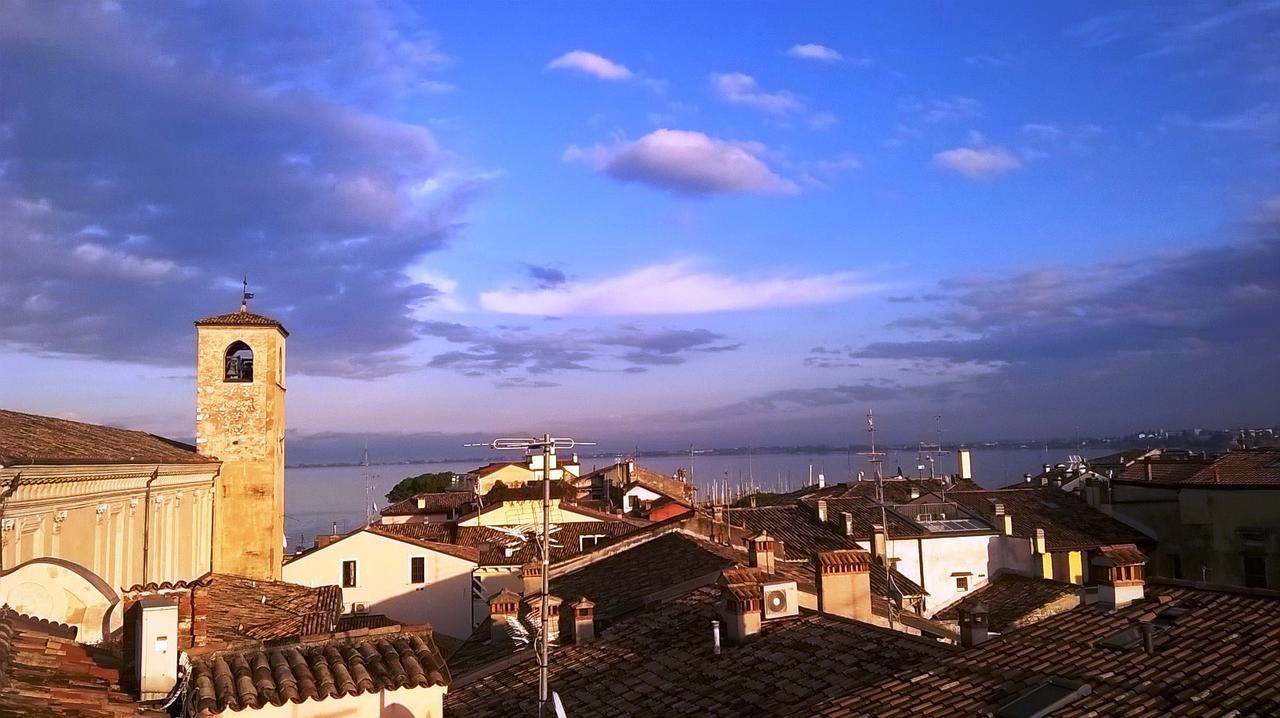 Hotel Primavera Desenzano del Garda Esterno foto