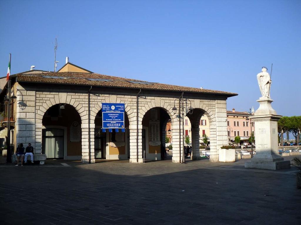 Hotel Primavera Desenzano del Garda Esterno foto